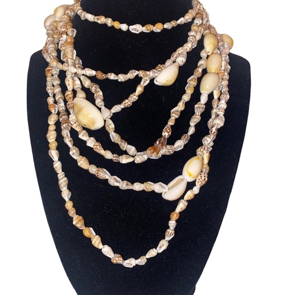 Vintage Puka Shell Necklaces- 3 Strands in Varying Lengths,in Tan and Beige - Picture 2 of 4